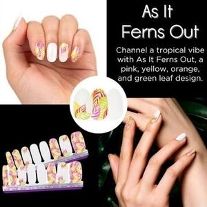 Colorstreet - As It Ferns Out Nail Polish Strips